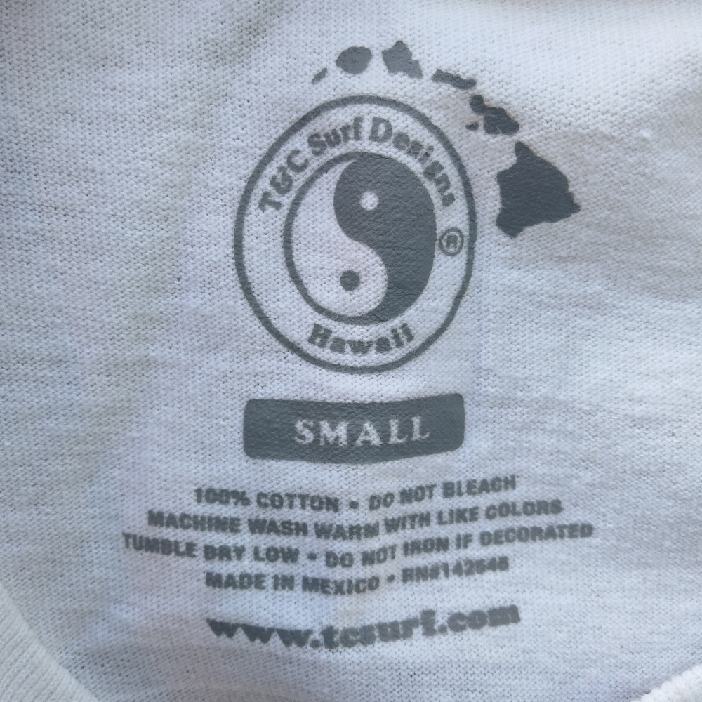 T&C Surf Designs White Yin Yang T-Shirt Size Small Graphic Tee Short Sleeve - Picture 8 of 10